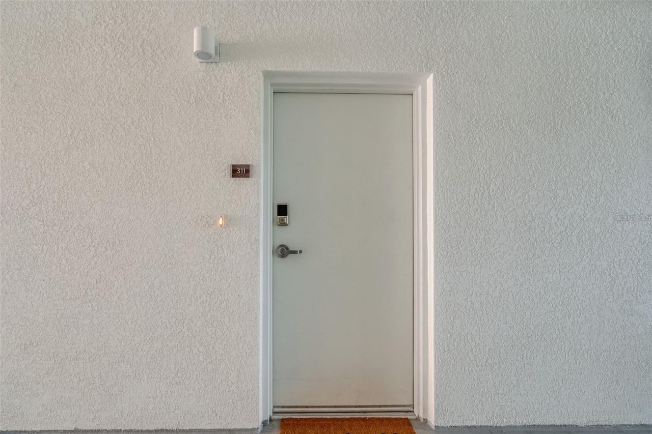 415 Island Way, Unit 311, Clearwater, FL 33767 Photo