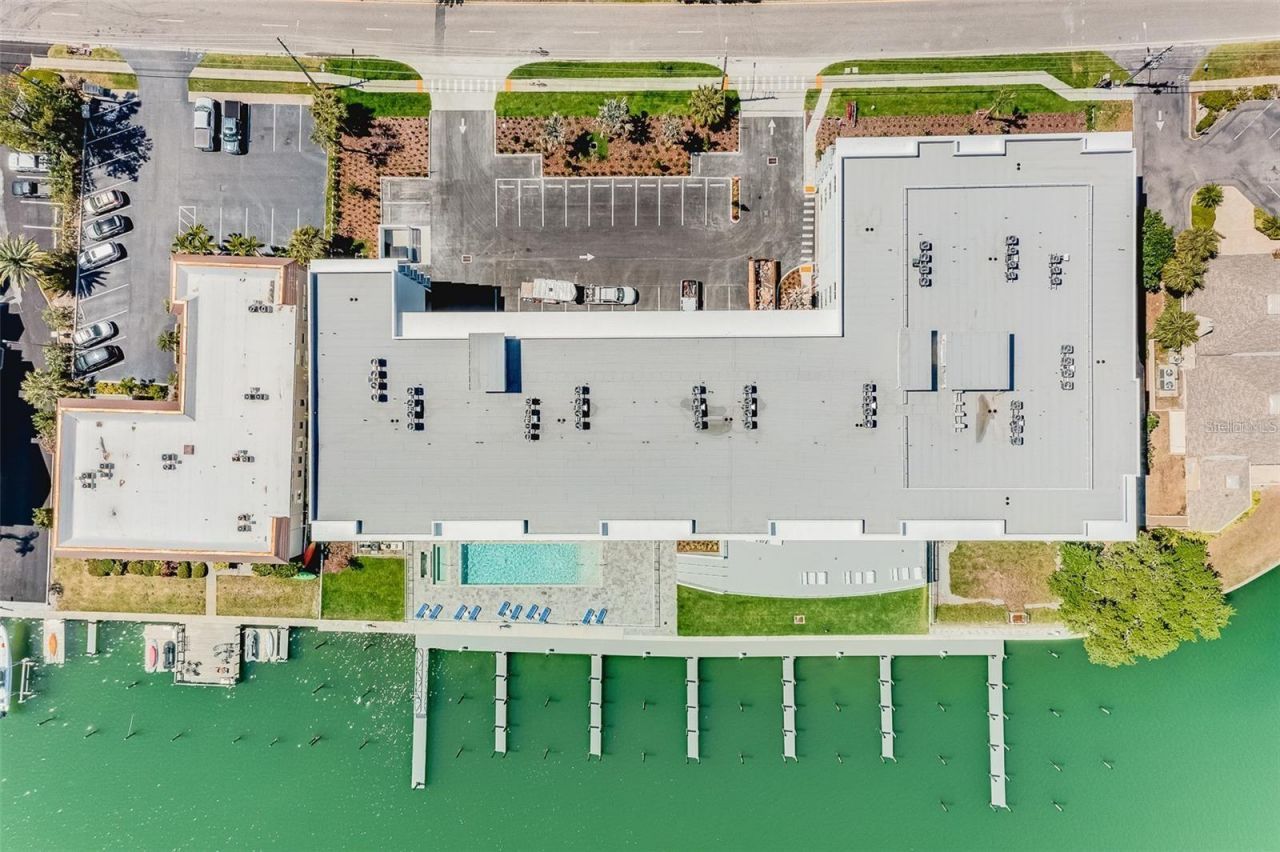 415 Island Way, Unit 311, Clearwater, FL 33767 Photo