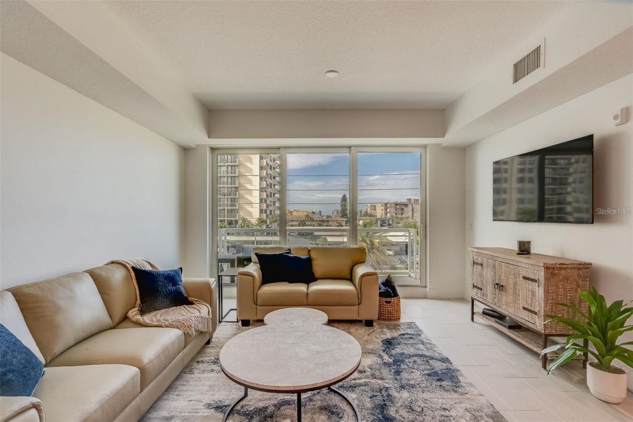 415 Island Way, Unit 311, Clearwater, FL 33767 Photo