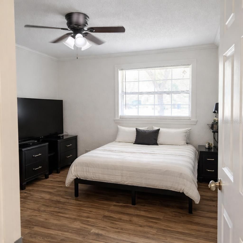 1021 Fairburn Avenue, Clearwater, FL 33755 Photo