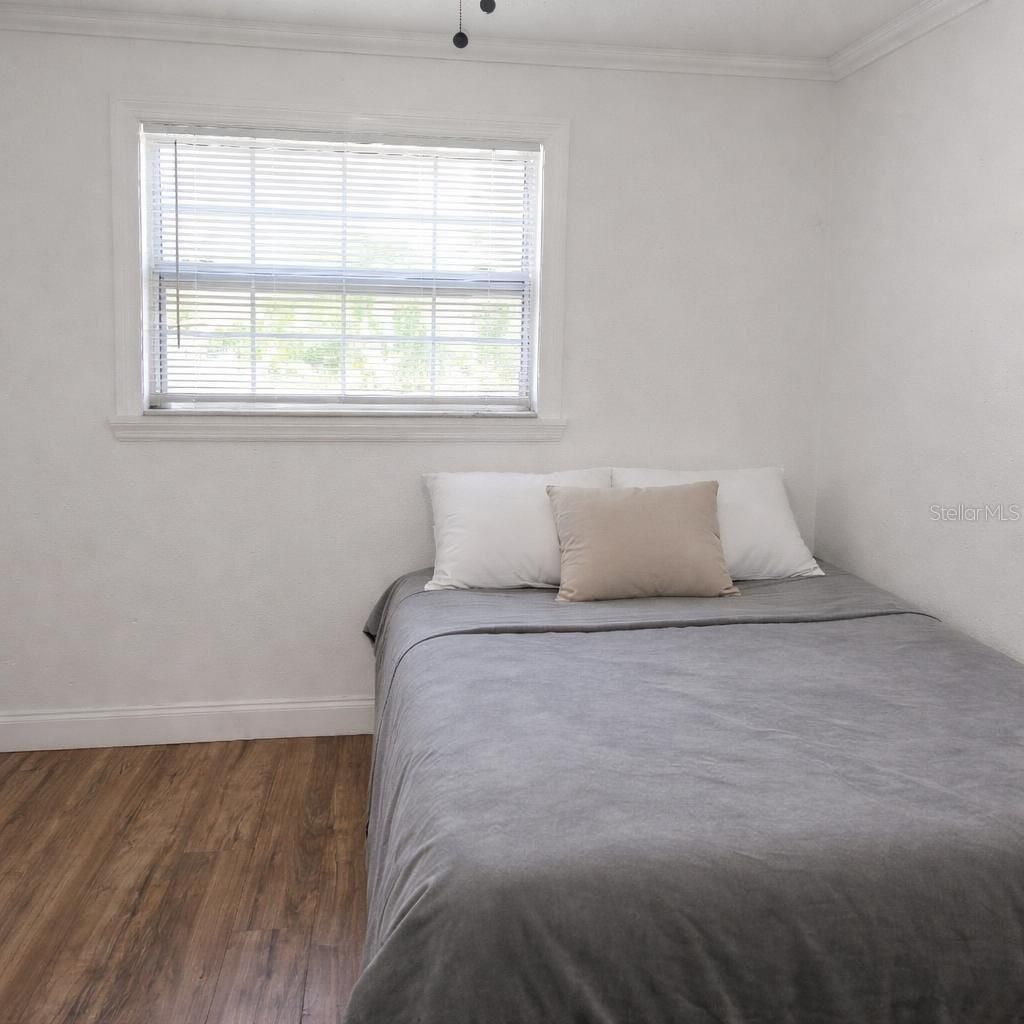 1021 Fairburn Avenue, Clearwater, FL 33755 Photo