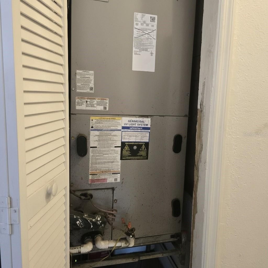 1021 Fairburn Avenue, Clearwater, FL 33755 Photo