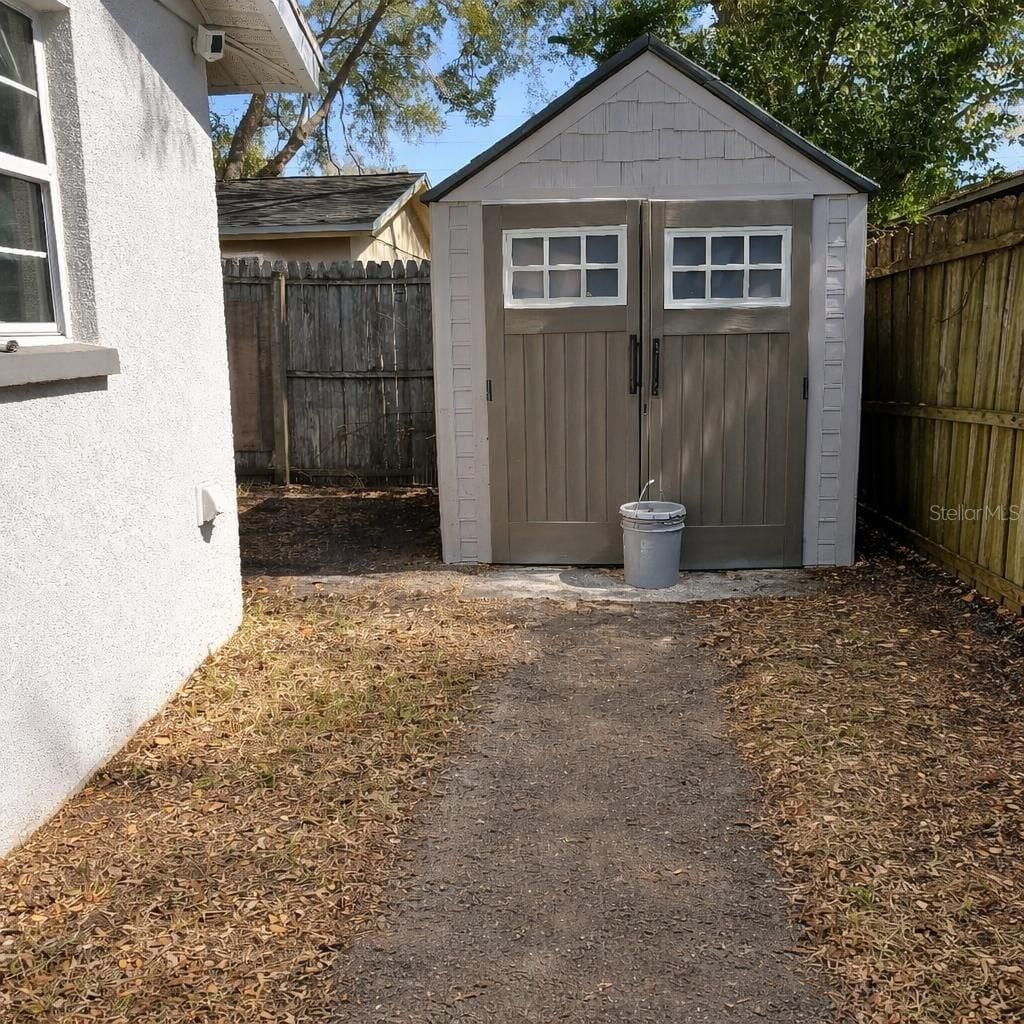 1021 Fairburn Avenue, Clearwater, FL 33755 Photo