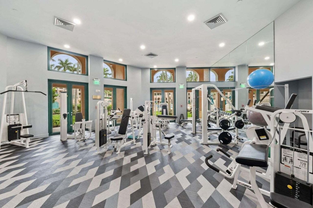 100 SE 5th Avenue, Unit 102, Boca Raton, FL 33432 Photo