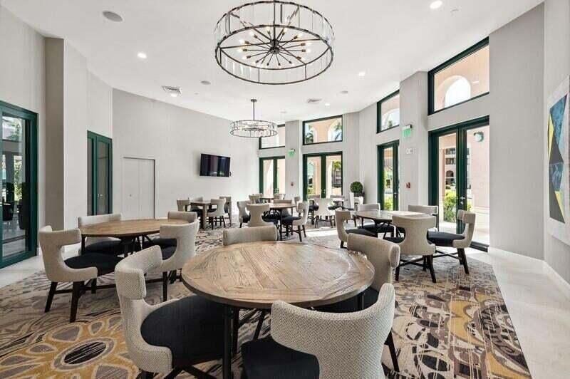 100 SE 5th Avenue, Unit 102, Boca Raton, FL 33432 Photo