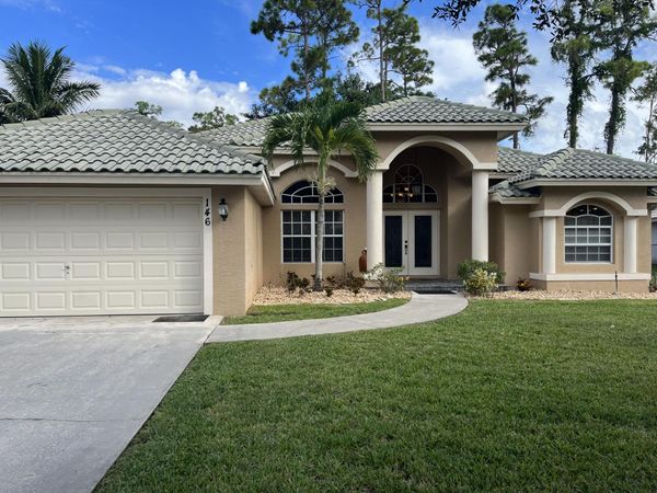 146 Fernwood Crescent, Royal Palm Beach, FL 33411