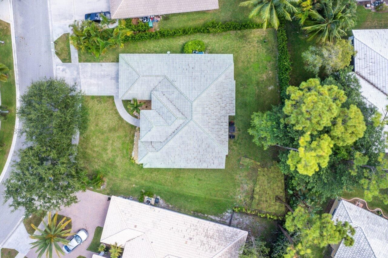 146 Fernwood Crescent, Royal Palm Beach, FL 33411 Photo