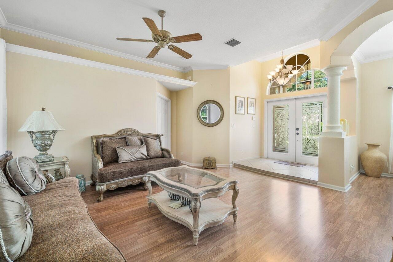 146 Fernwood Crescent, Royal Palm Beach, FL 33411 Photo