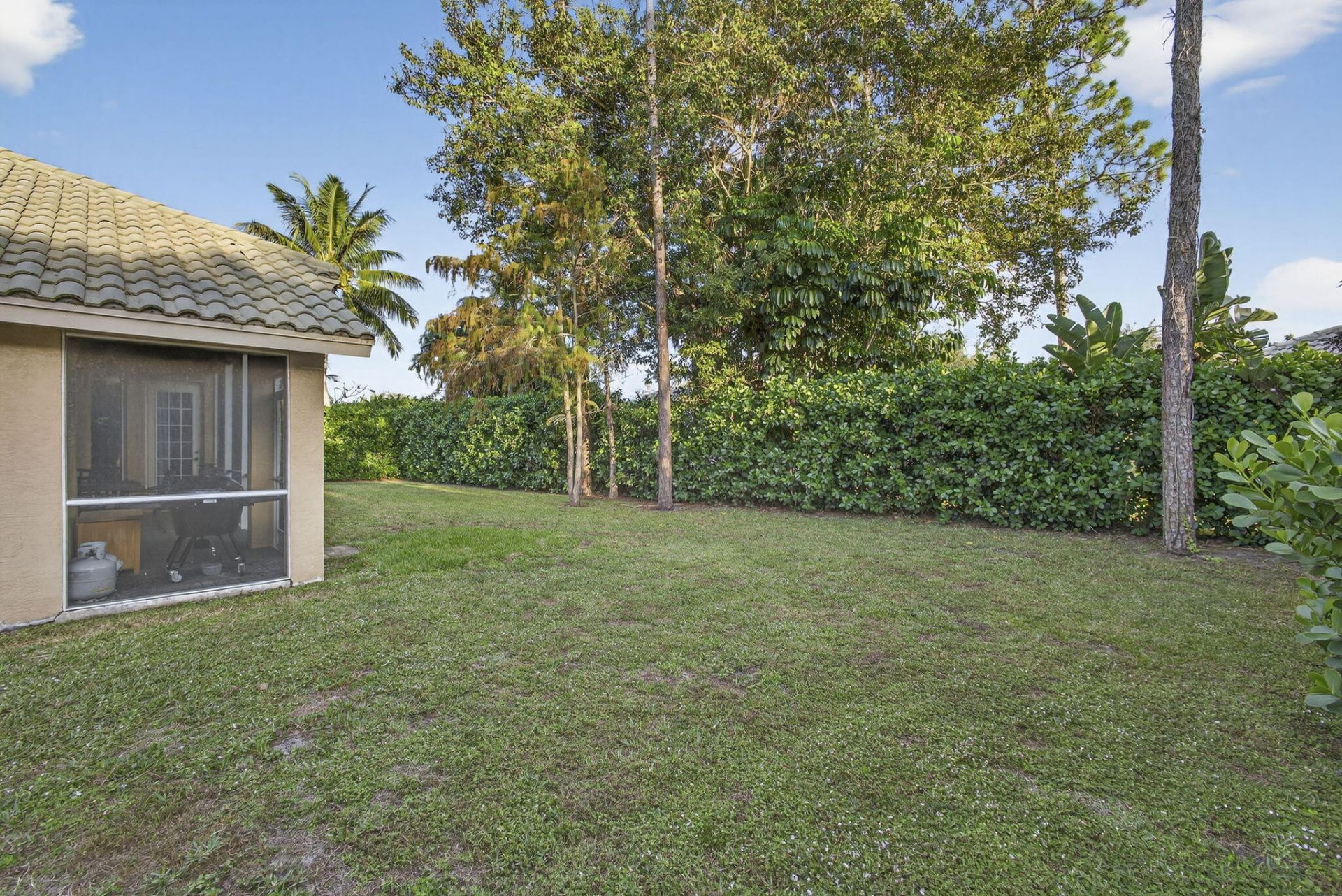 146 Fernwood Crescent, Royal Palm Beach, FL 33411 Photo