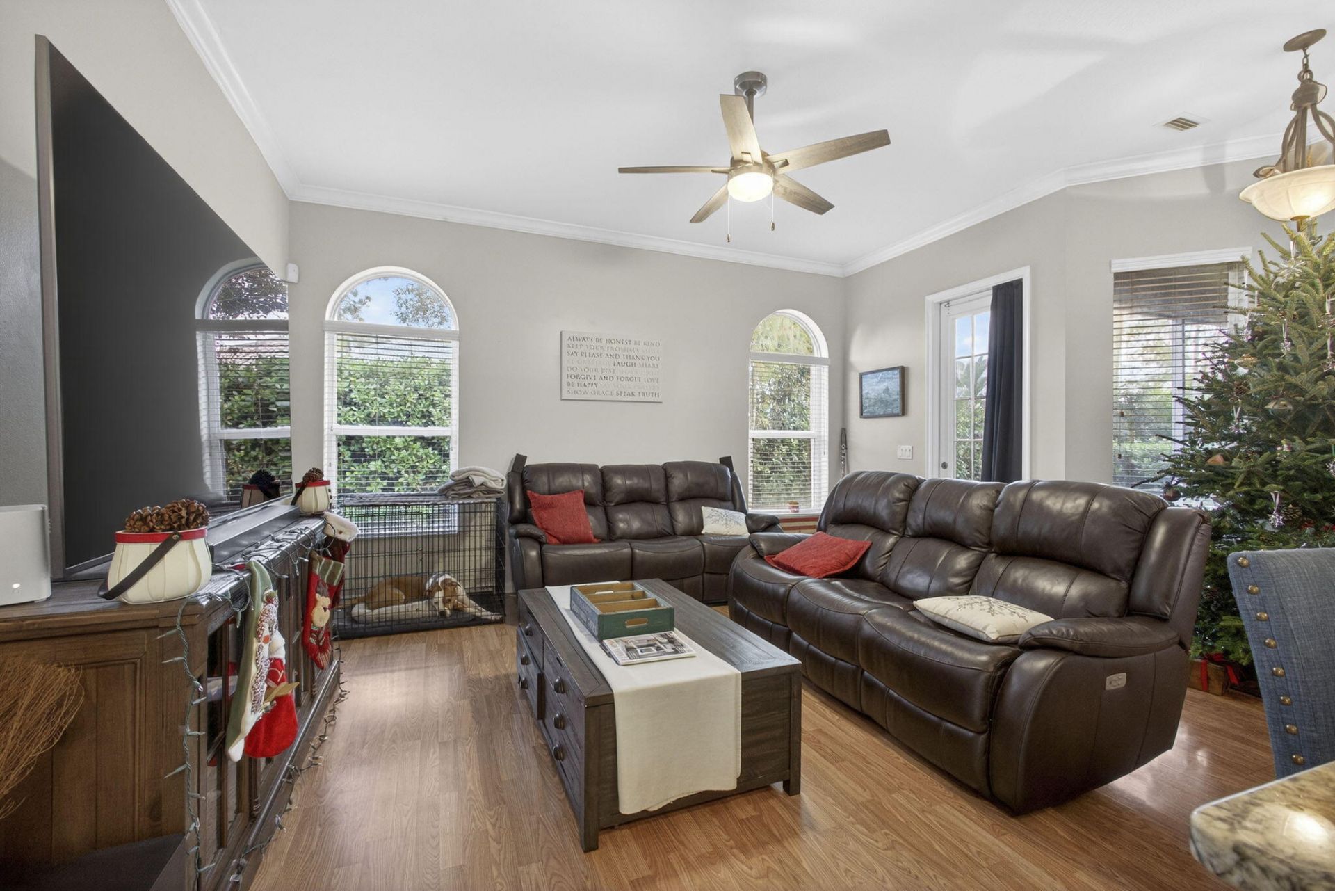 146 Fernwood Crescent, Royal Palm Beach, FL 33411 Photo