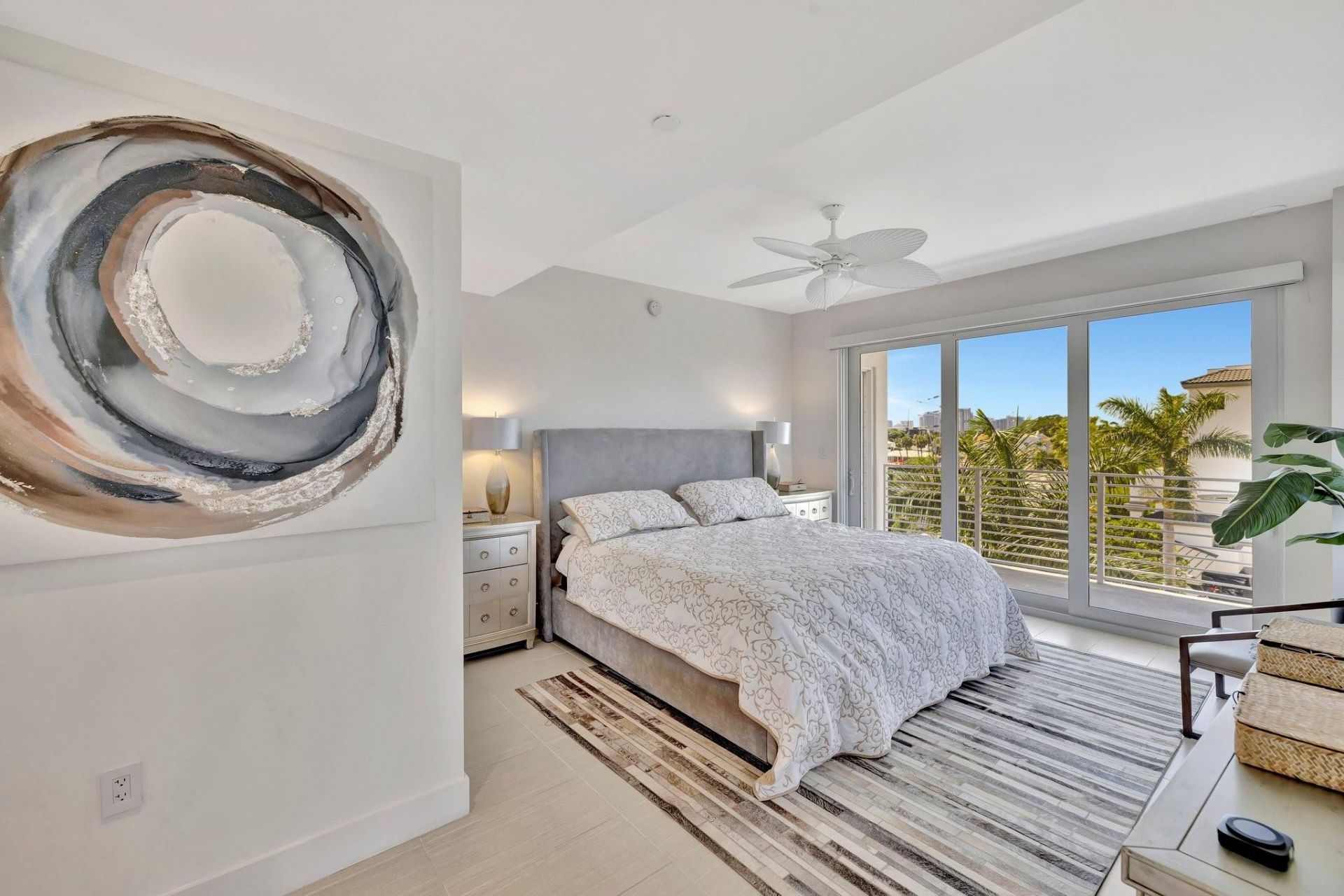 612 Bayshore Drive, Unit 301, Fort Lauderdale, FL 33304 Photo