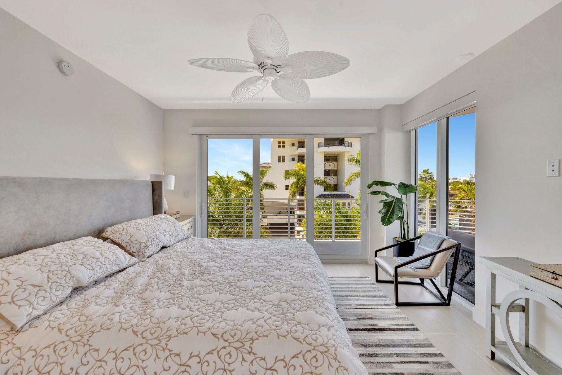 612 Bayshore Drive, Unit 301, Fort Lauderdale, FL 33304 Photo