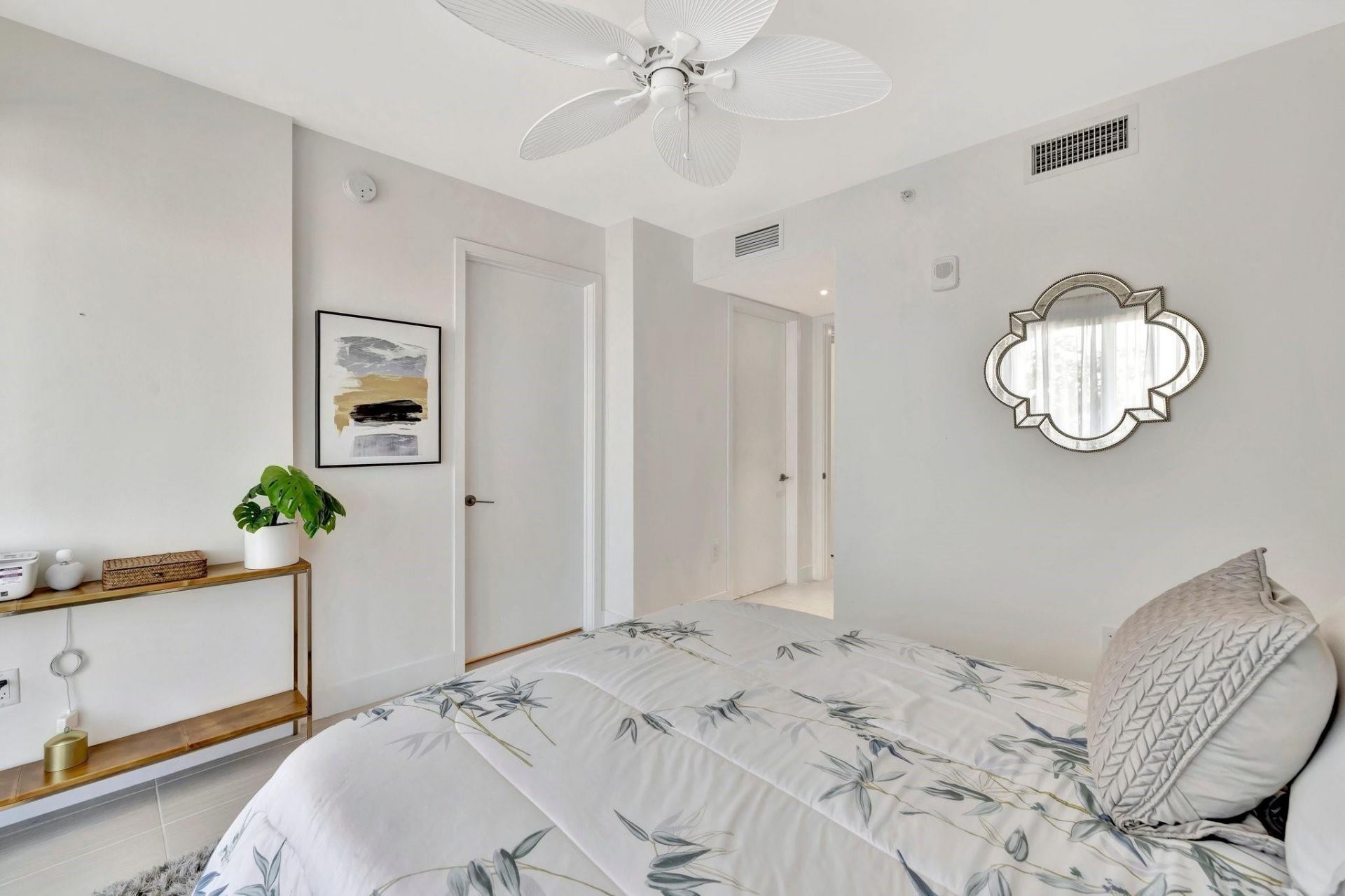 612 Bayshore Drive, Unit 301, Fort Lauderdale, FL 33304 Photo