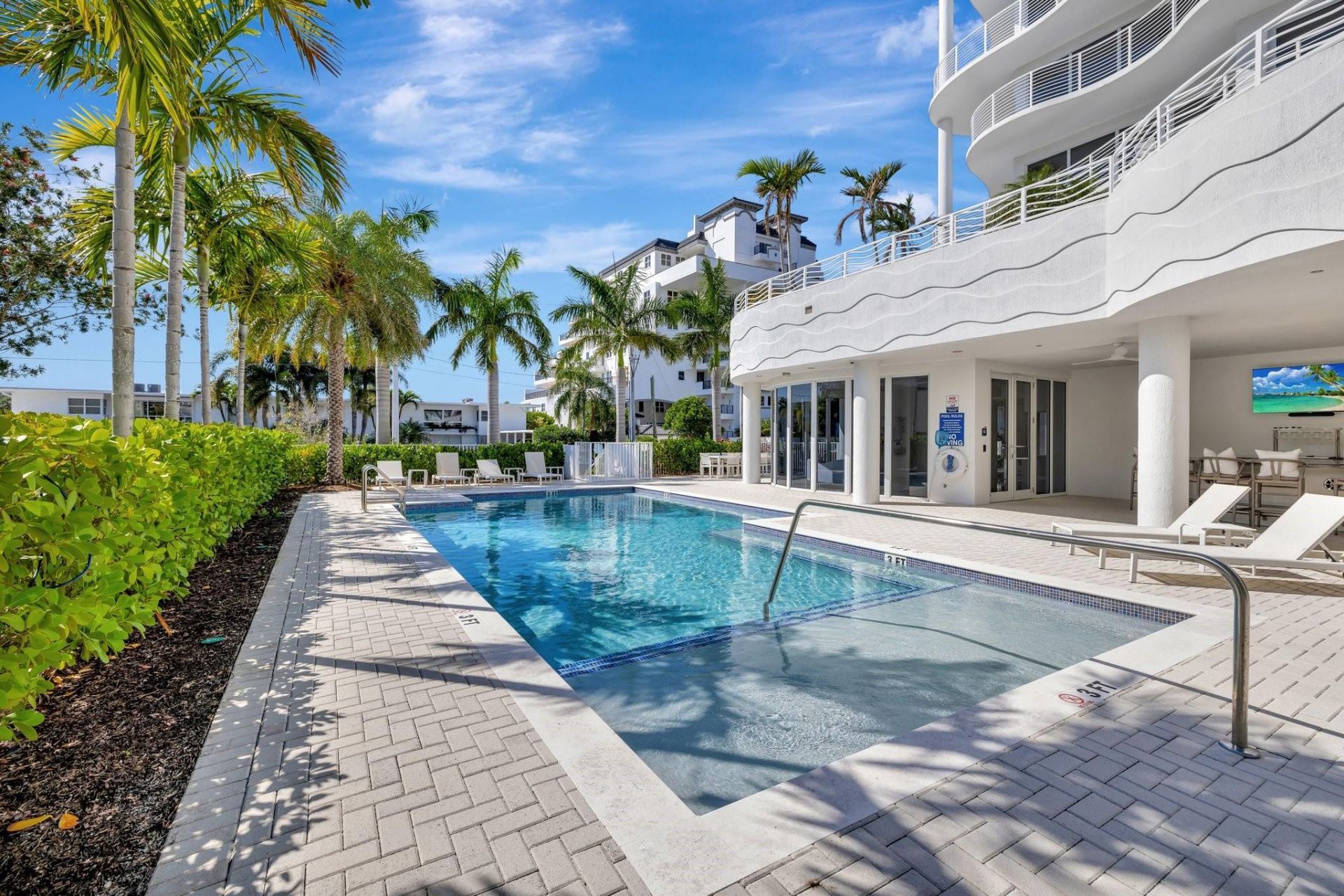 612 Bayshore Drive, Unit 301, Fort Lauderdale, FL 33304 Photo