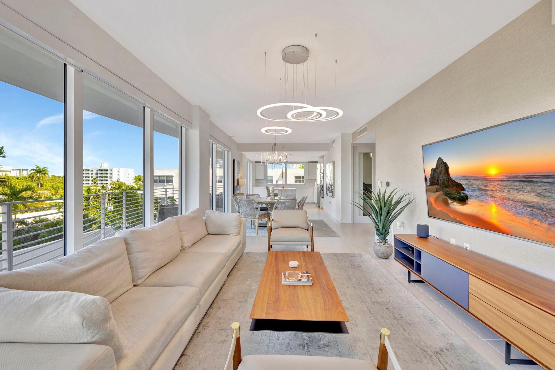 612 Bayshore Drive, Unit 301, Fort Lauderdale, FL 33304 Photo