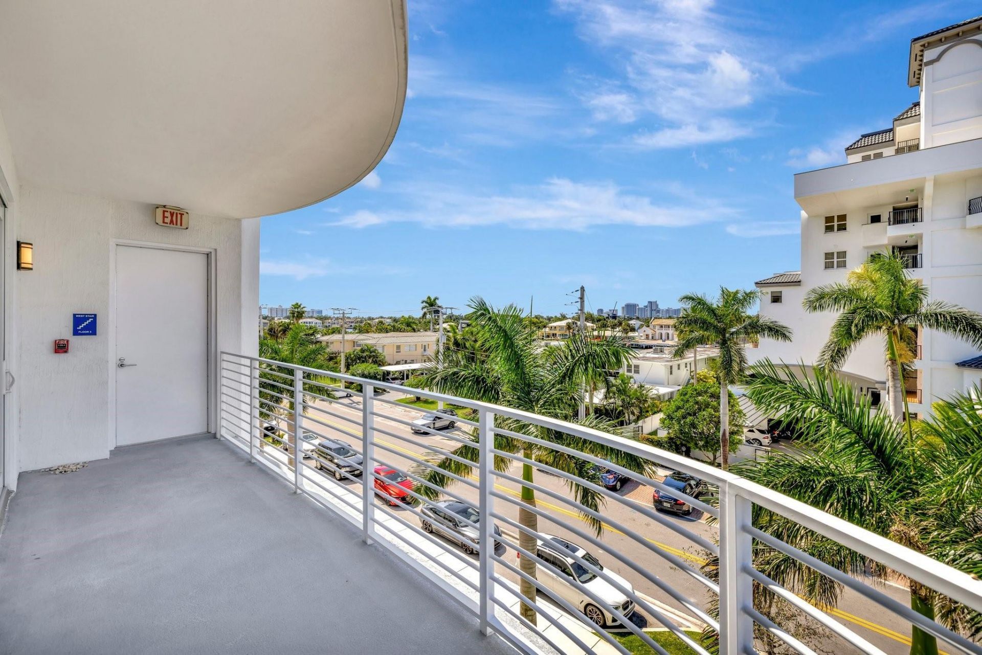 612 Bayshore Drive, Unit 301, Fort Lauderdale, FL 33304 Photo