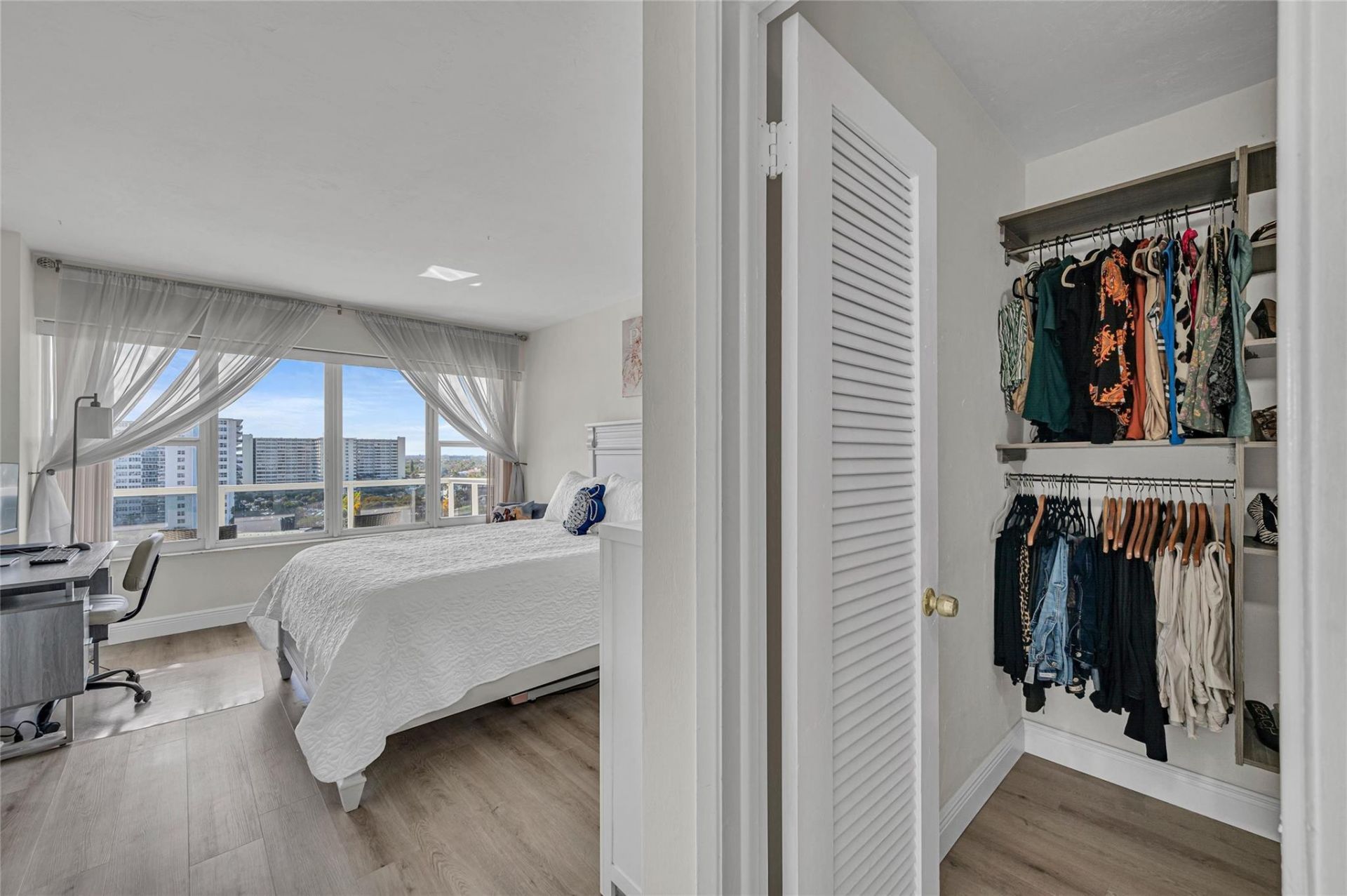 3700 Galt Ocean Drive, Unit 1114, Fort Lauderdale, FL 33308 Photo