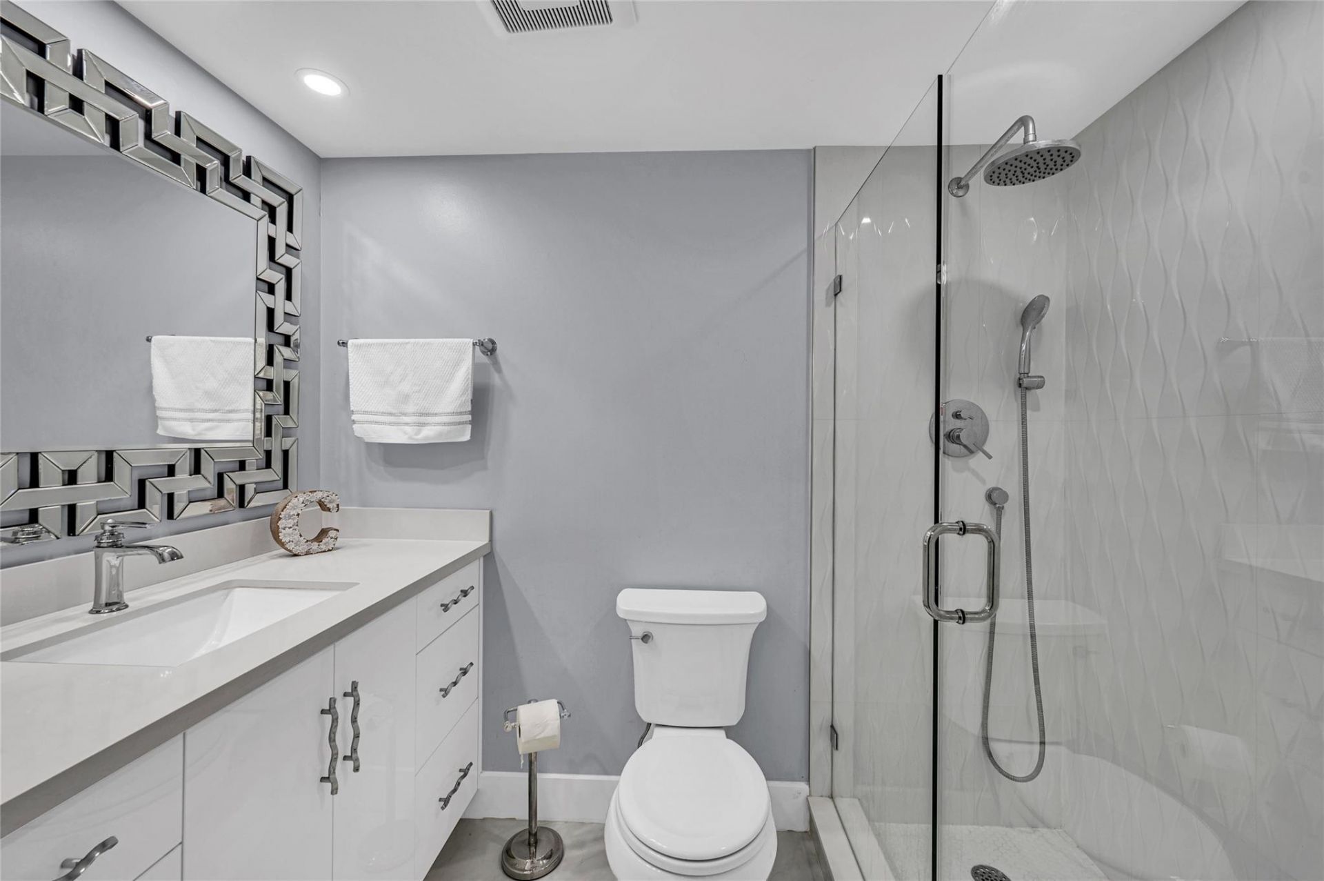 3700 Galt Ocean Drive, Unit 1114, Fort Lauderdale, FL 33308 Photo