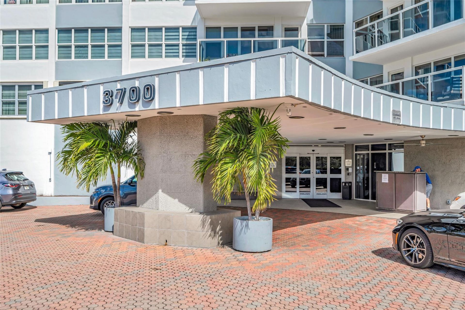 3700 Galt Ocean Drive, Unit 1114, Fort Lauderdale, FL 33308 Photo
