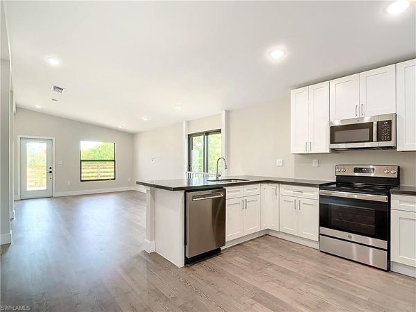 2505 Storter AVE, NAPLES, FL 34112