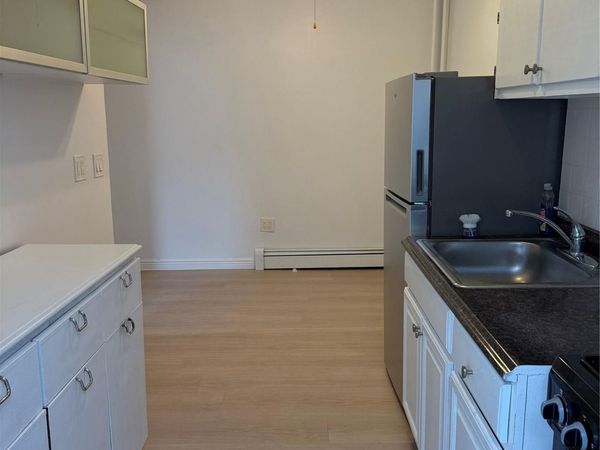 25-12 14th Place , Unit 1, Long Island City, NY 11102