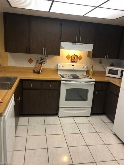 1031 SE 9th St, Unit 4, Cape Coral, FL 33990 Photo