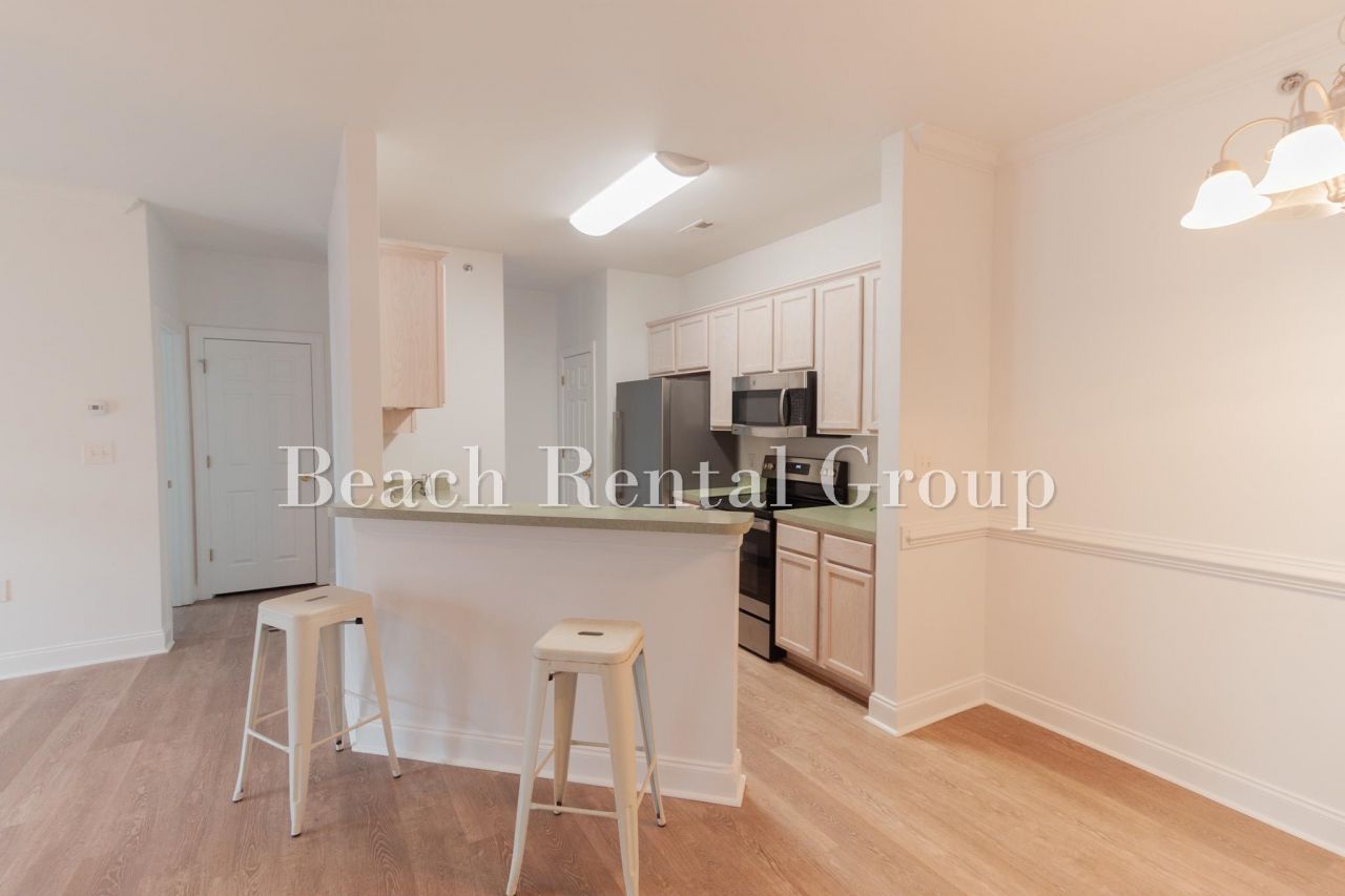 2029 Silvercrest Dr.  Photo 6