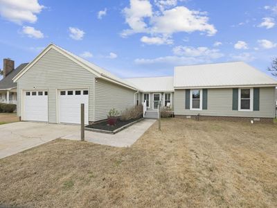 504 Plantation Dr., Myrtle Beach, SC 29575