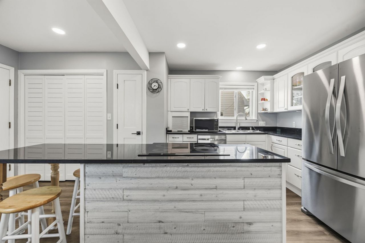 504 Plantation Dr. Photo 12