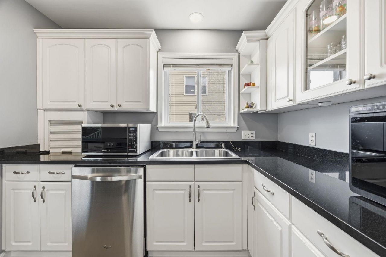 504 Plantation Dr. Photo 16