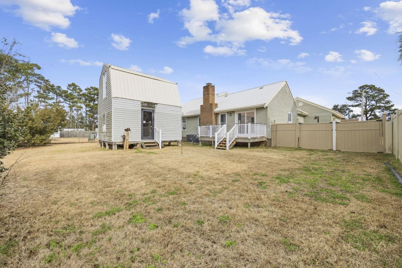 504 Plantation Dr. Photo 33