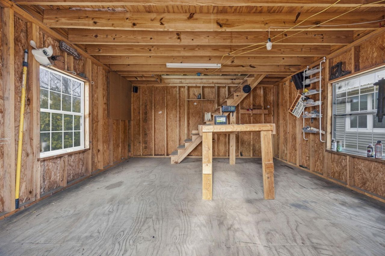 504 Plantation Dr. Photo 35