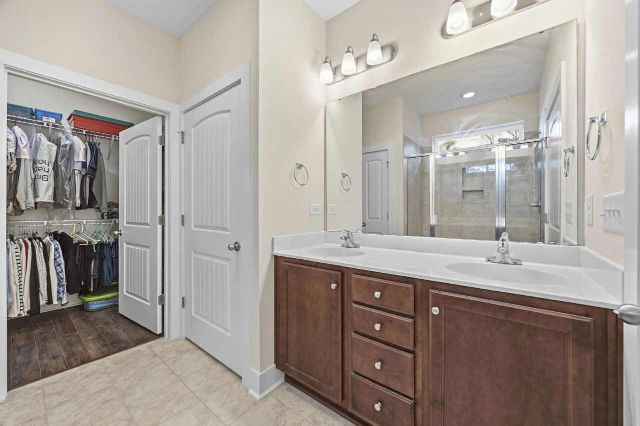 325 Brighton Pl.  Photo 22