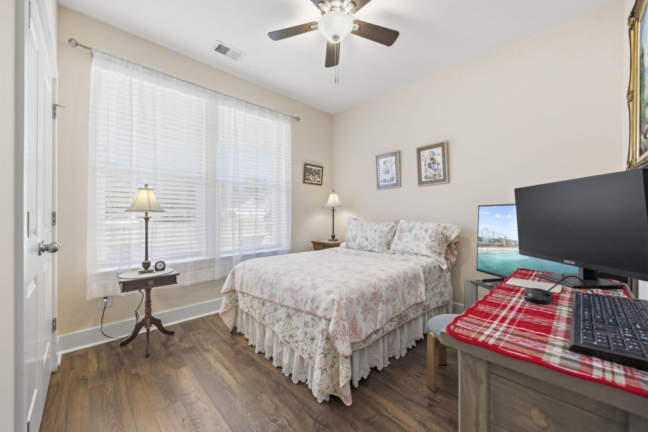 325 Brighton Pl.  Photo 24