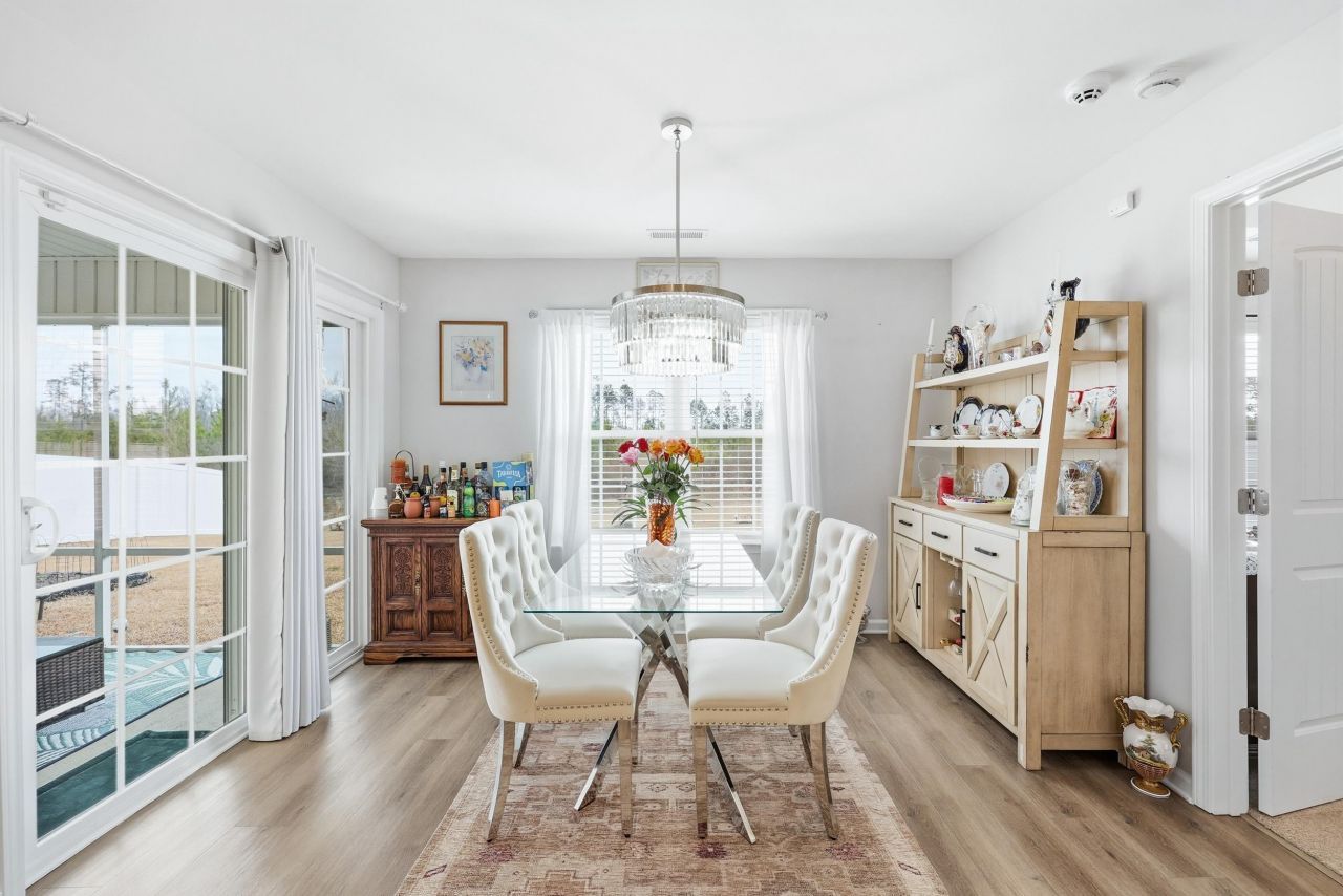 702 Woodside Dr.  Photo 13