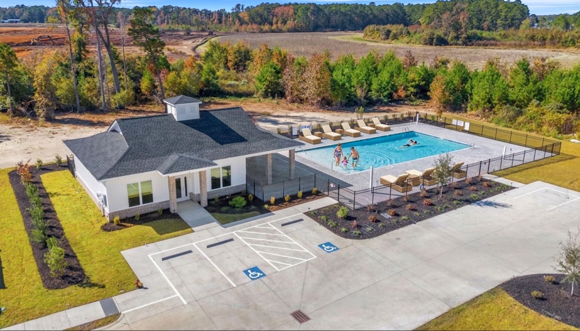 702 Woodside Dr. Photo 31