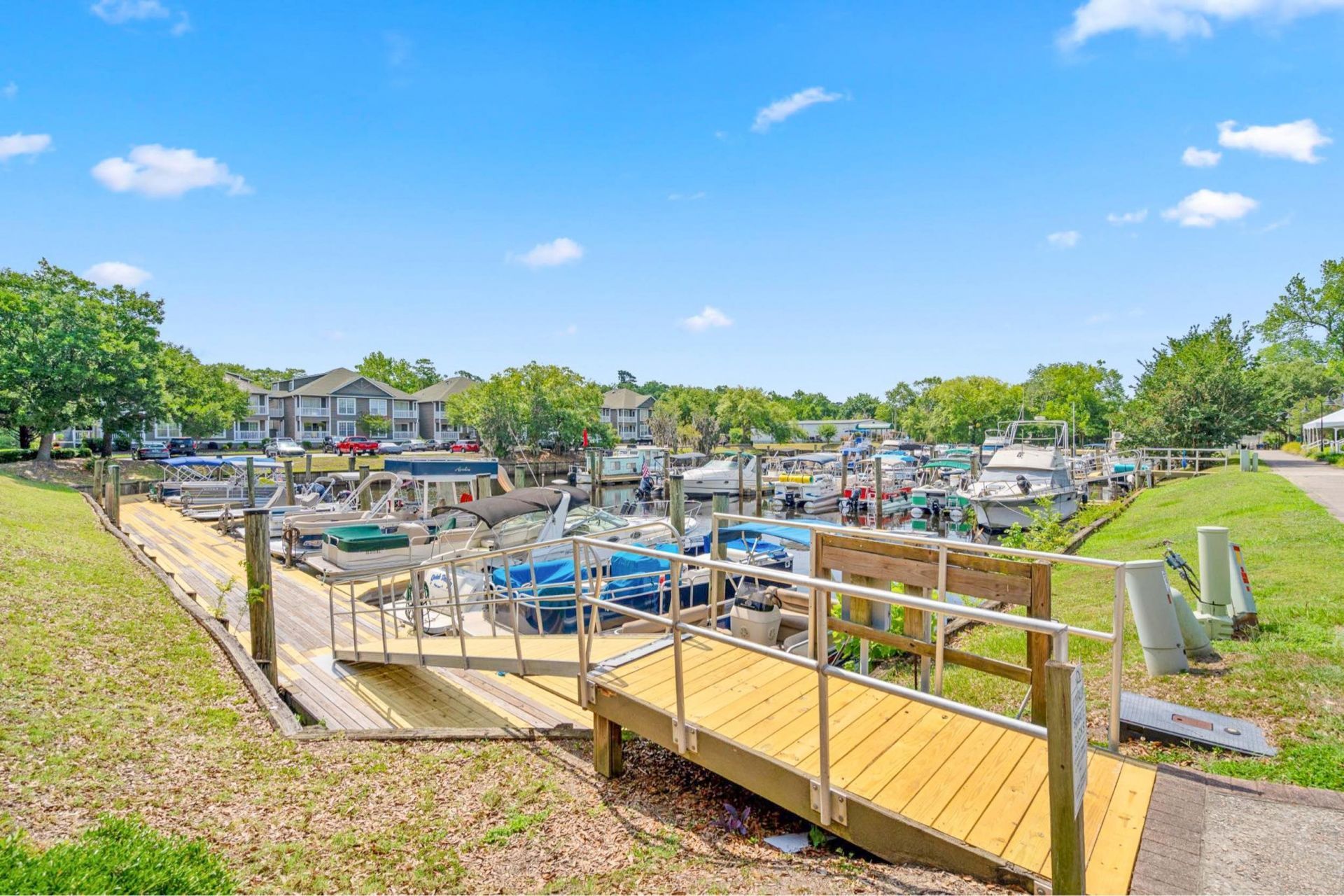 702 Woodside Dr. Photo 39