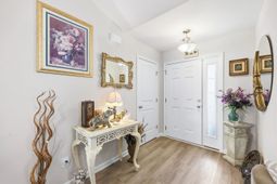 702 Woodside Dr. photo 4