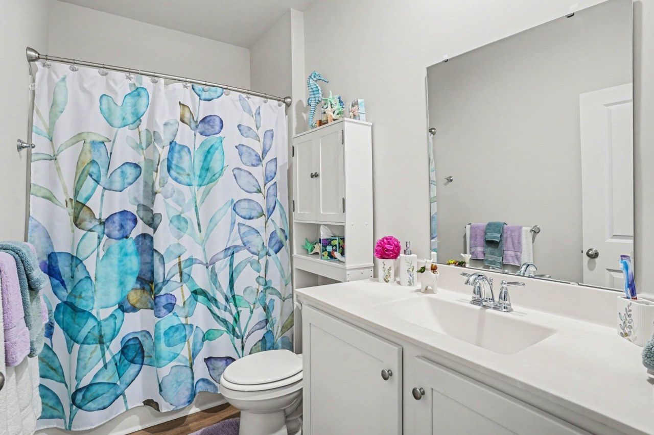 211 Londonshire Dr. Photo 13