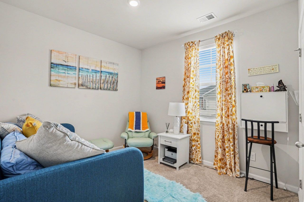 211 Londonshire Dr. Photo 14