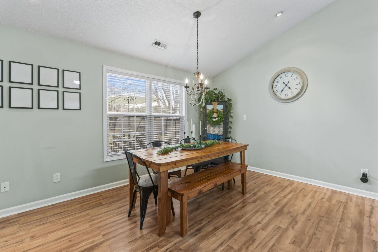 109 Adrianna Circle Photo 15