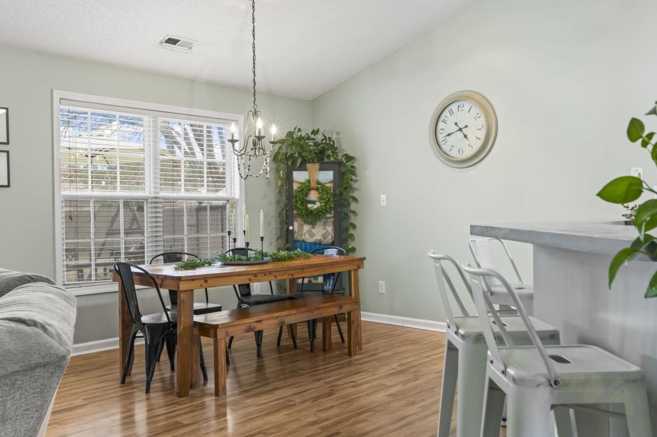 109 Adrianna Circle Photo 16