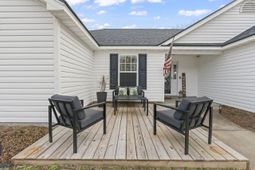 109 Adrianna Circle photo 4