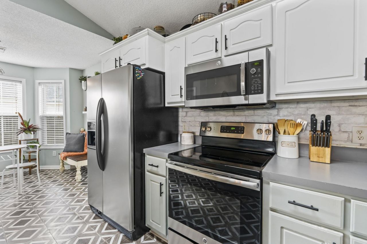 109 Adrianna Circle Photo 21