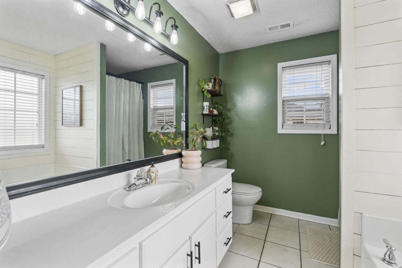 109 Adrianna Circle Photo 28