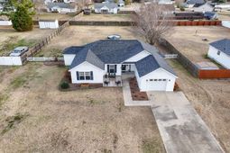 109 Adrianna Circle photo 4