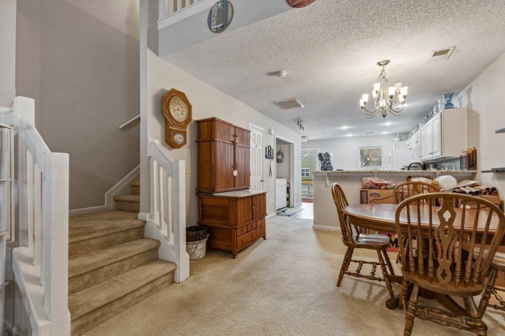 1126 Stanton Pl.  Photo 6