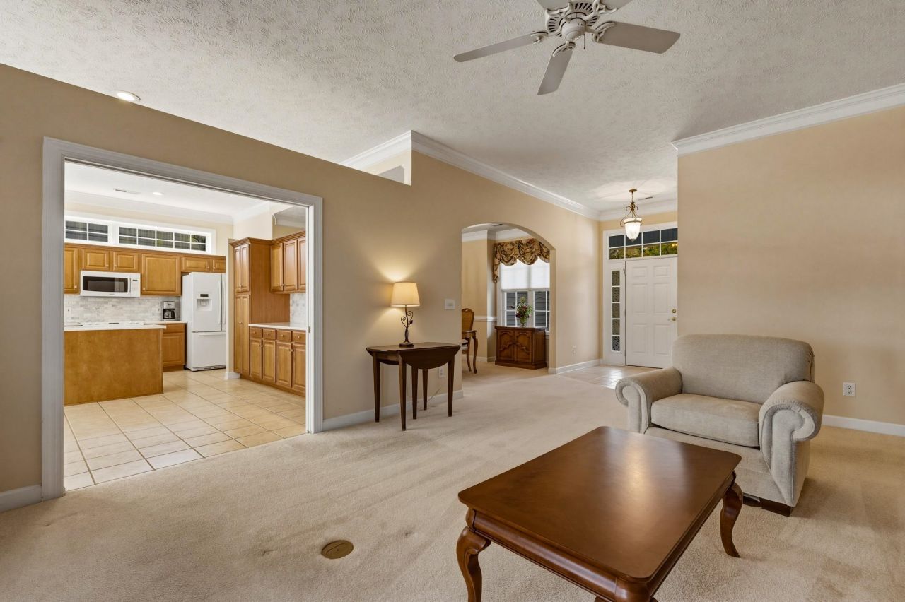 1218 Trent Dr.  Photo 6