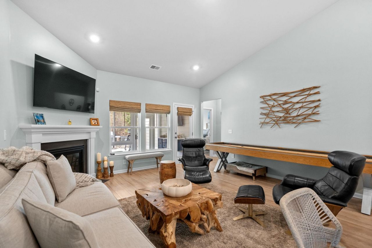 5535 Whitebark Dr. Photo 15