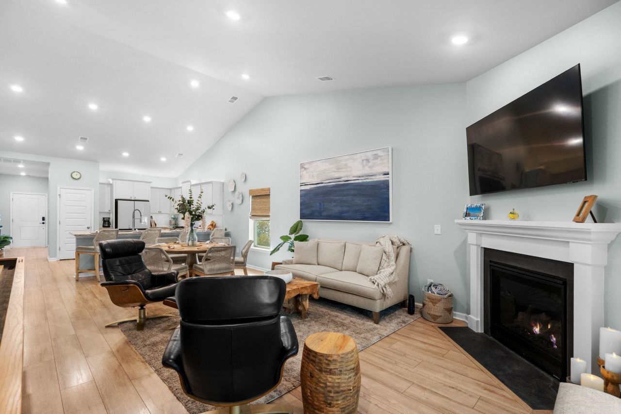 5535 Whitebark Dr. Photo 16